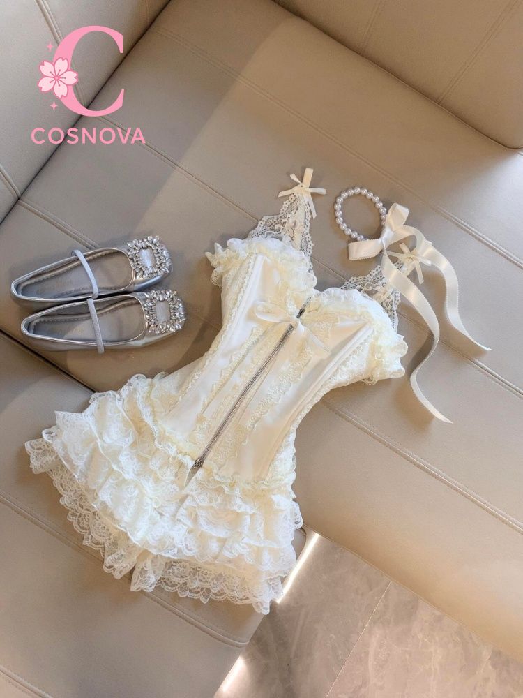 V Neck Cami Top - طقم توب دانتيل مثير مع تنورة