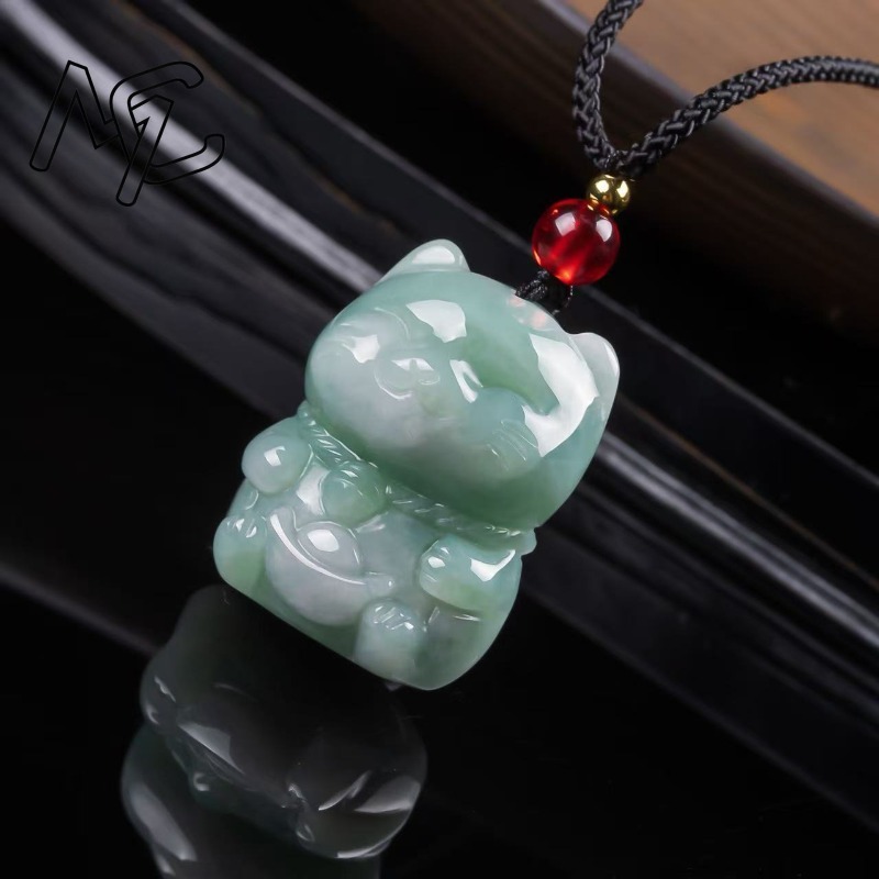 قلادة قطة الحظ من اليشم الزمرد - مراجعة Women Fashion Necklace وسعره