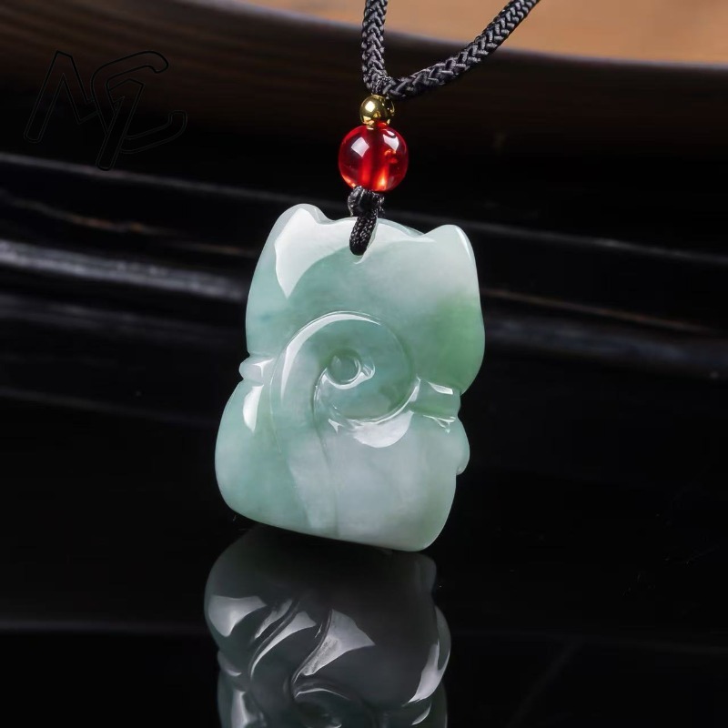 قلادة قطة الحظ من اليشم الزمرد - مراجعة Women Fashion Necklace وسعره