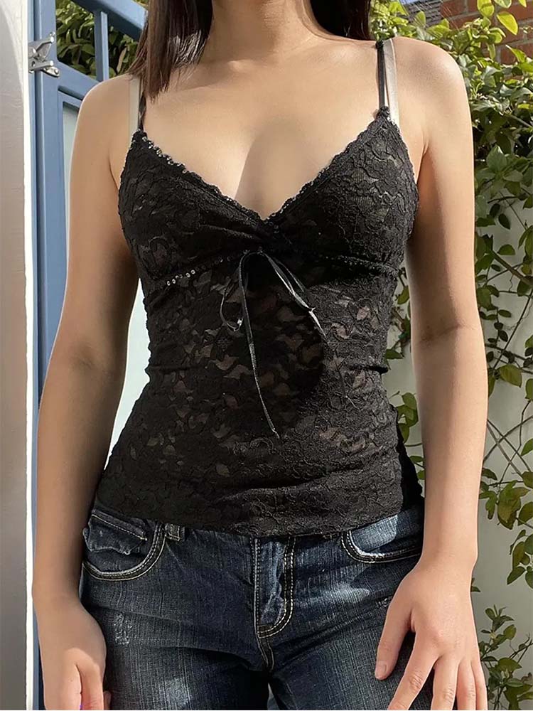 قمصان نسائية قصيرة سوداء شفافة - مراجعة V Neck Cami Top وسعره