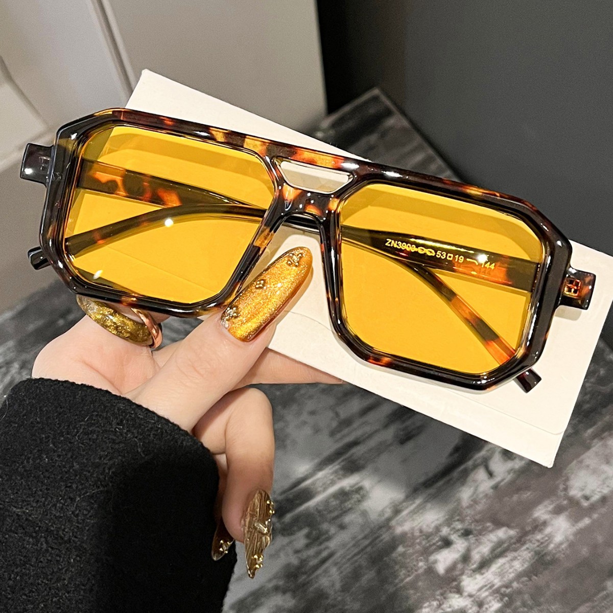 نظارات شمسية جديدة بتصميم مربع - مراجعة Women Fashion Glasses وسعره