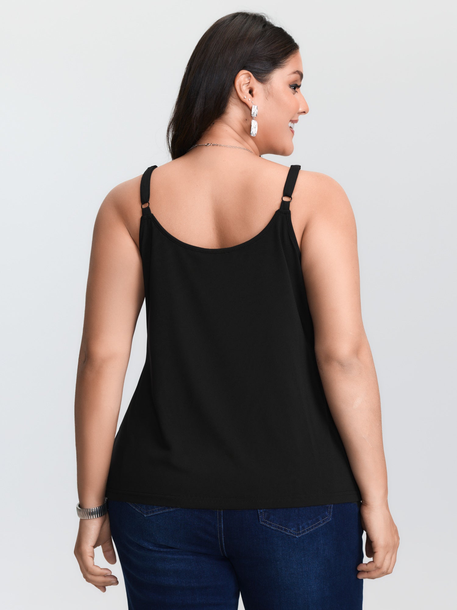بلوزة كاميسول سوداء محبوكة بمق - مراجعة V Neck Cami Top وسعره