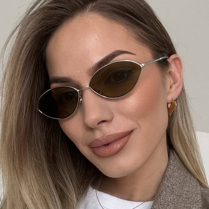 نظارات شمسية نسائية بتصميم عين - مراجعة Women Fashion Glasses وسعره