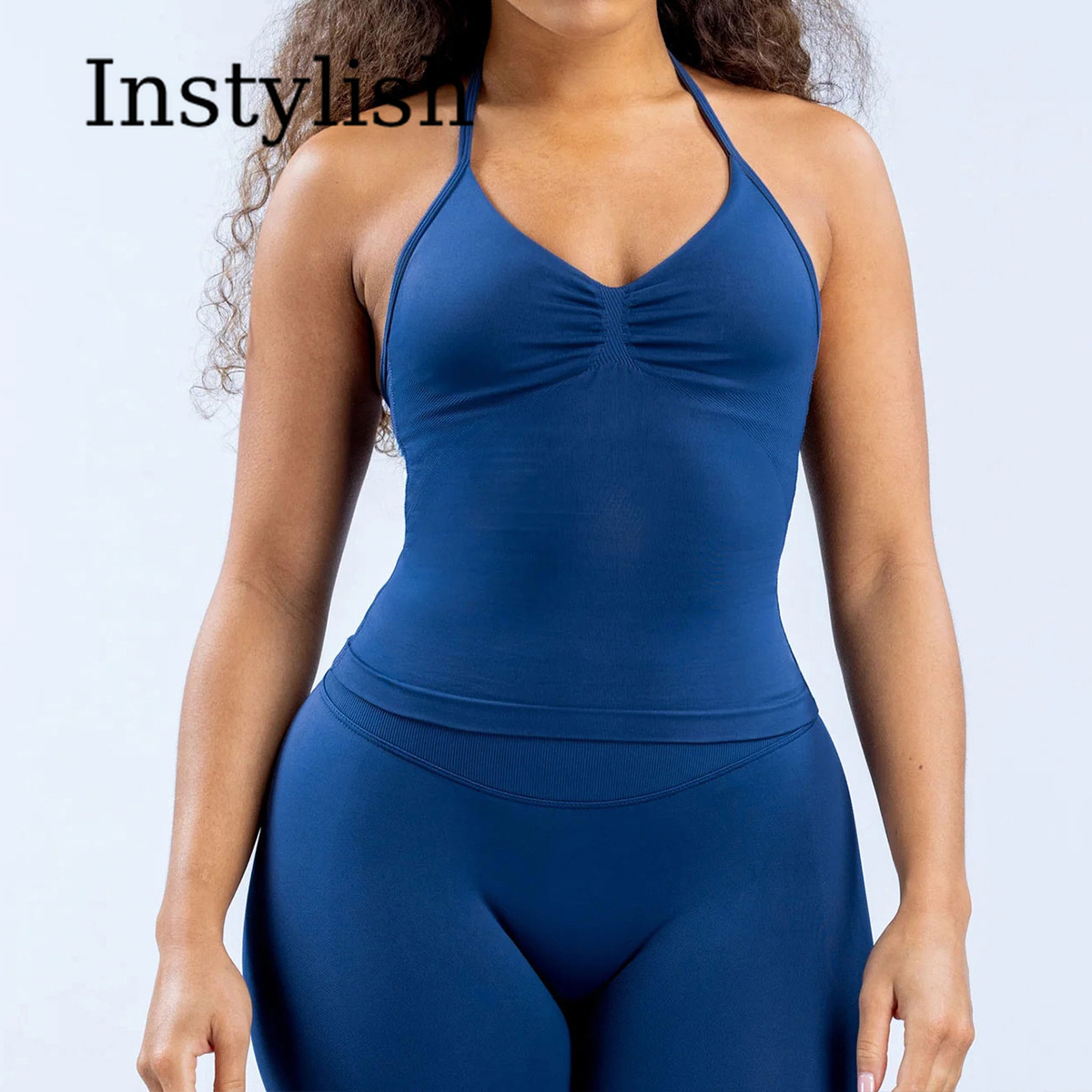 طقم يوجا نسائي من قطعتين بدون  - مراجعة V Neck Cami Top وسعره